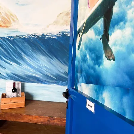 Red Star Surf & Yoga Camp Lanzarote Hostel *