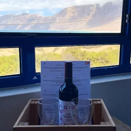 Red Star Surf & Yoga Camp Lanzarote Hostel