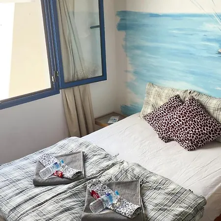 Hostel Red Star Surf & Yoga Camp Lanzarote