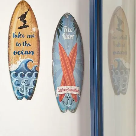 Red Star Surf & Yoga Camp Lanzarote * Famara