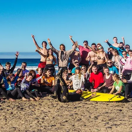 Auberge de jeunesse Red Star Surf & Yoga Camp Lanzarote