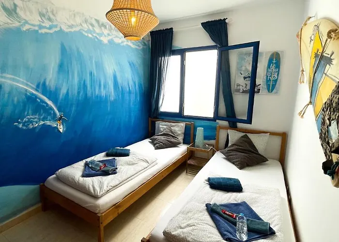 Hostal Red Star Surf&yoga Camp Lanzarote *
