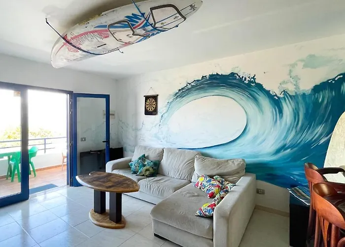 Red Star Surf&yoga Camp Lanzarote Hostal Famara