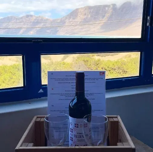 Red Star Surf&yoga Camp Lanzarote Hostal