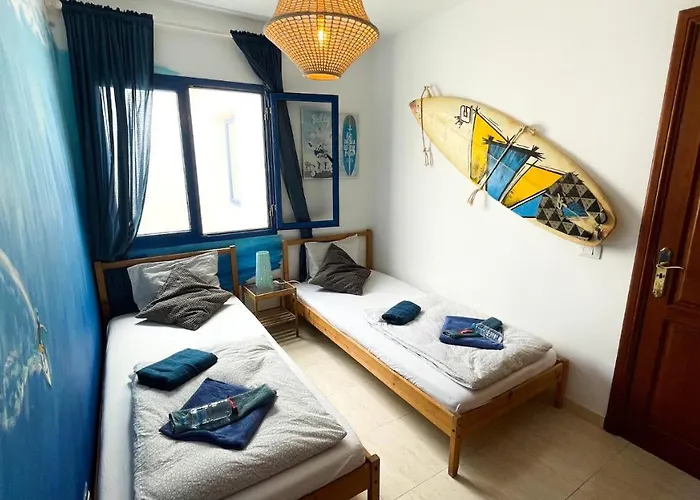 Red Star Surf&yoga Camp Lanzarote *