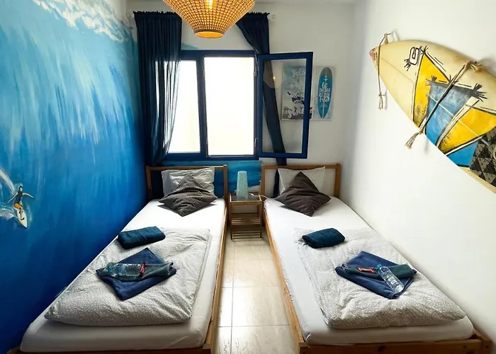Red Star Surf&yoga Camp Lanzarote Hostal