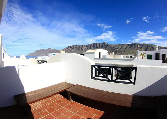 Red Star Surf&yoga Camp Lanzarote Hostal