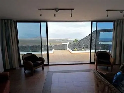 Red Star Surf&yoga Camp Lanzarote Hostal